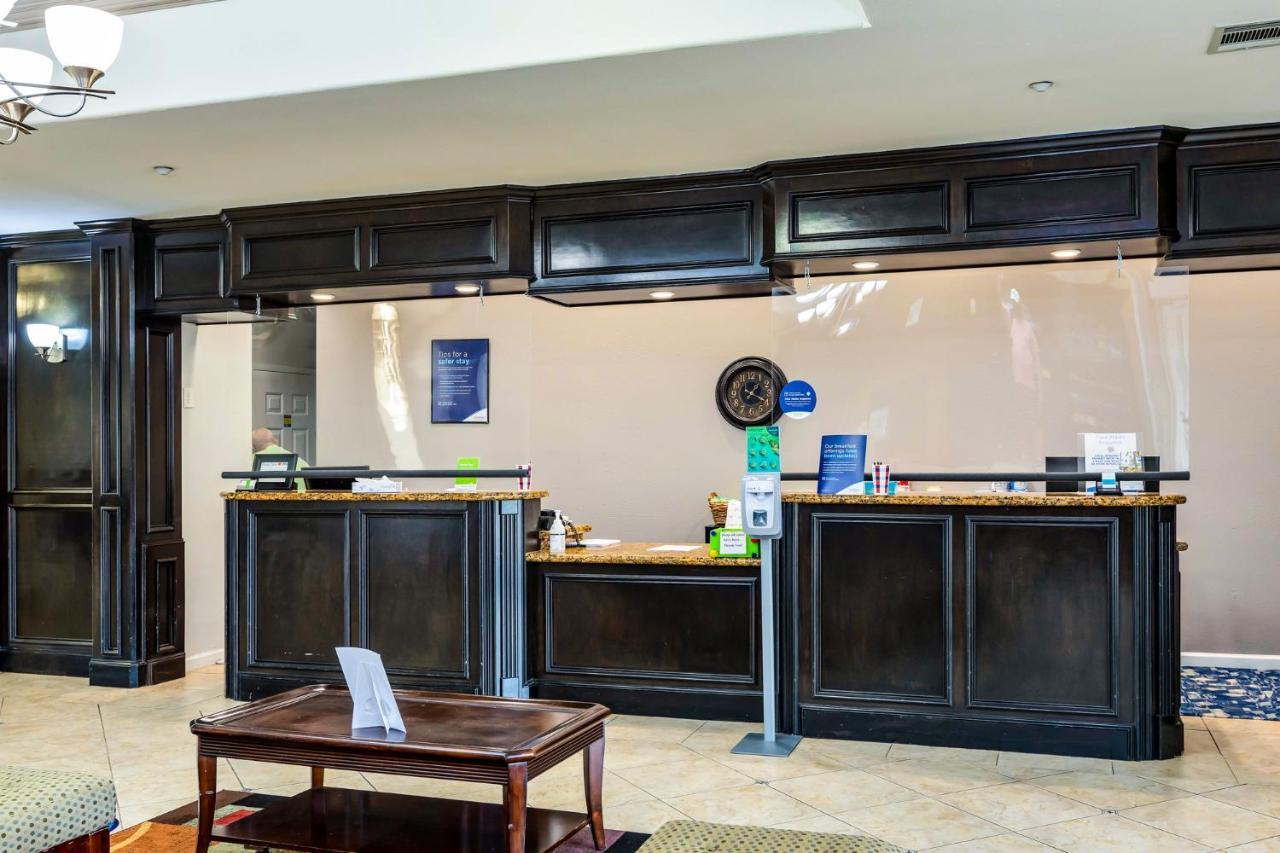 La Quinta By Wyndham Livingston Hotel Luaran gambar