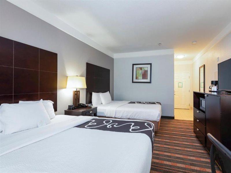La Quinta By Wyndham Livingston Hotel Luaran gambar