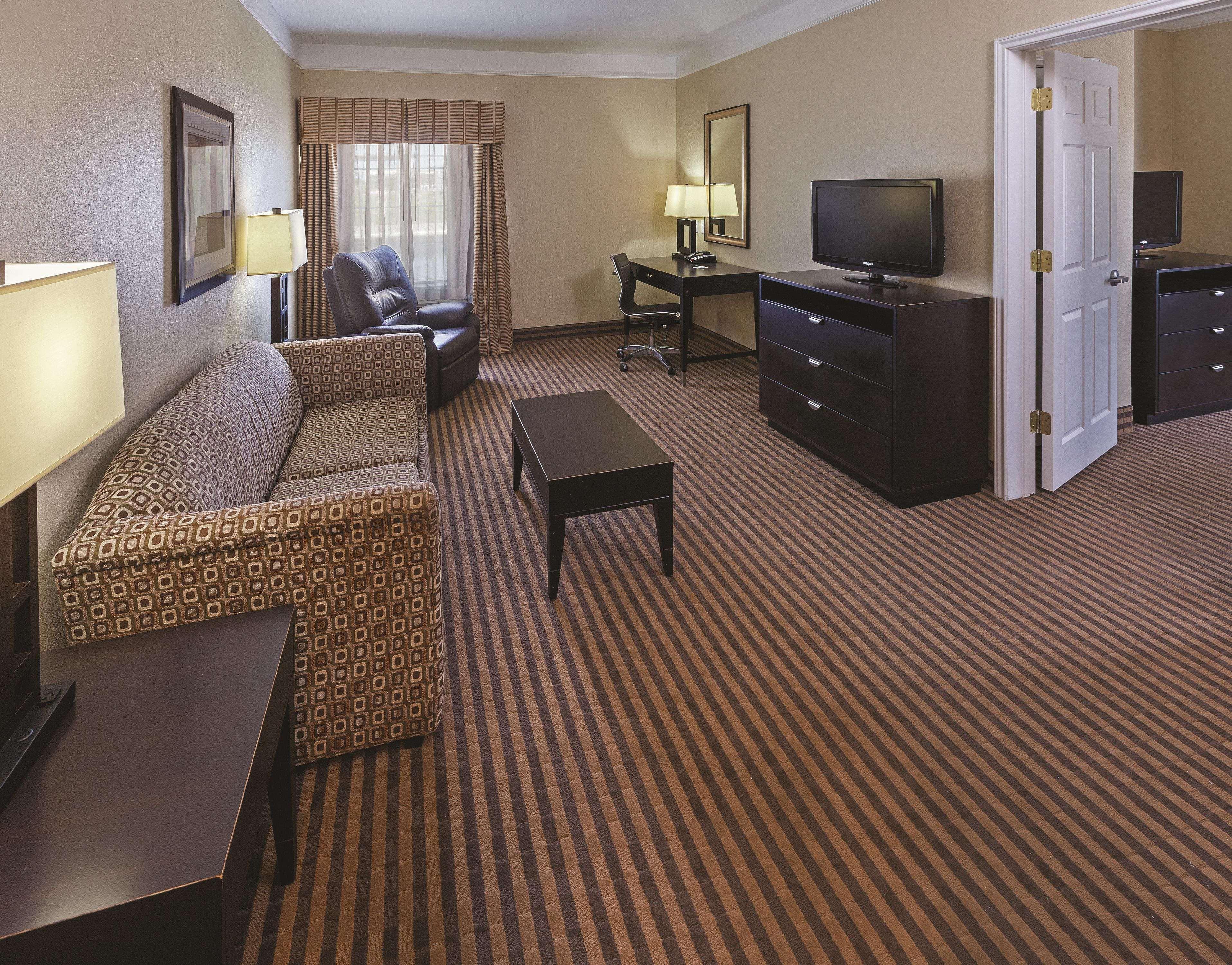 La Quinta By Wyndham Livingston Hotel Luaran gambar